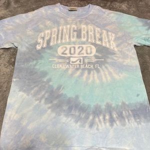 short sleeve shirt